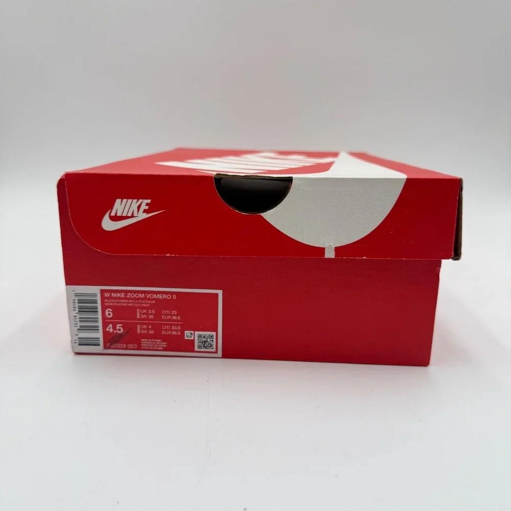 Nike Women's Size 6  Air Zoom Vomero 5 Bright Cactus FJ2028-003 NEW